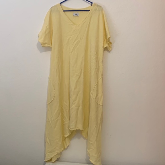 Modest Yellow Dress - Picture 1 of 4
